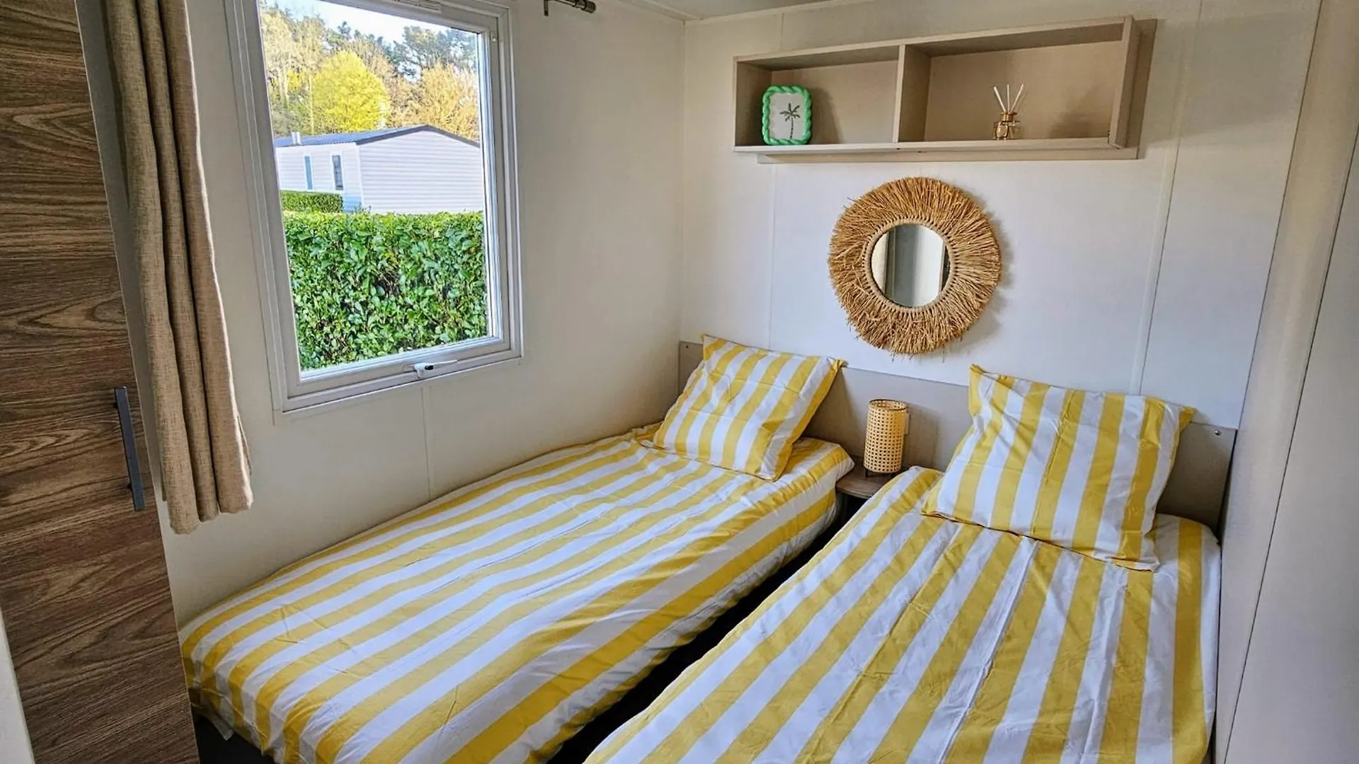 Mobil-Home 4 Personnes Eleganza Camping Siblu Domaine De Kerlann Pont-Aven 0*,